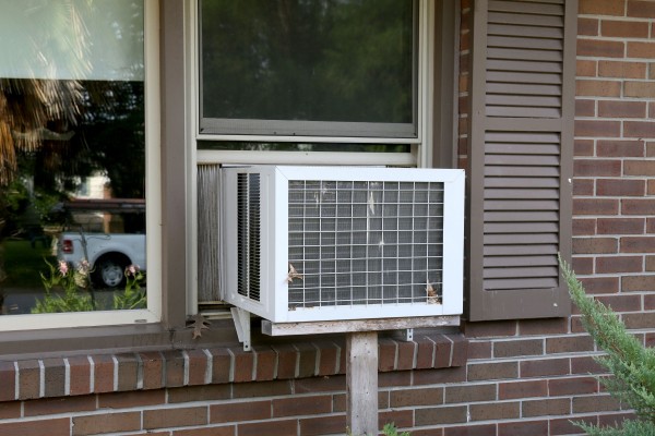bslt-air-window-ac a window ac unit